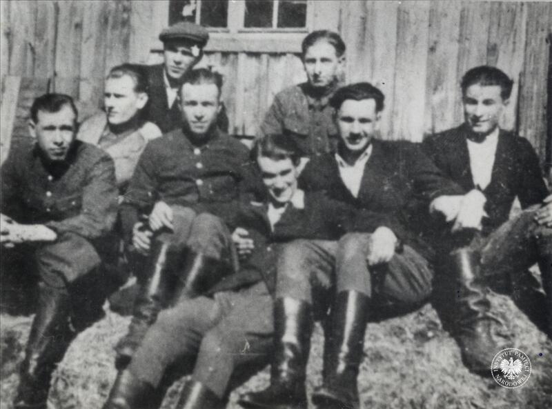 Oddział żołnierzy podziemia niepodległościowego, fot. AIPN, sygn. IPNGd-22-1-3-52-1