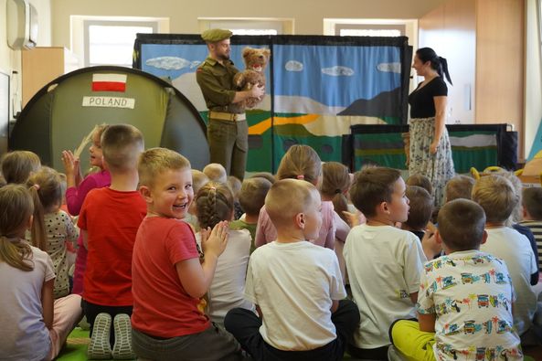 Miś Wojtek zawitał ponownie do województwa opolskiego – Opole, Głubczyce, 24 i 25 października 2024