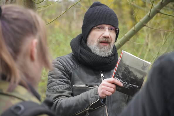 Terenowa lekcja historii na Polanie Śmierci koło Malerzowic Wielkich - Malerzowice Wielkie, 20 listopada 2024