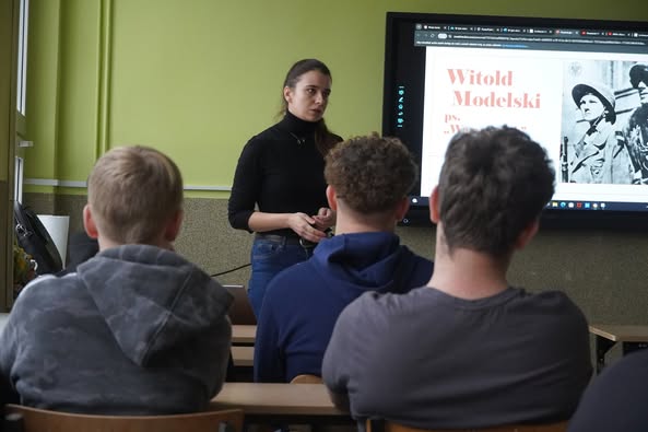 Warsztaty edukacyjne ze skrzynią immersyjną - Skoroszyce, 10 grudnia 2024