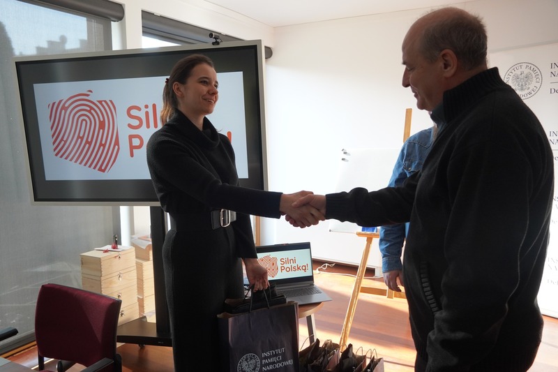 Uczestnicy konkursu edukacyjnego IPN „Silni Polską!" z Szybowic zakończyli 1. etap projektu – Opole, 5 lutego 2025