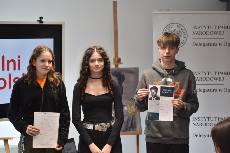 Ostatnia grupa z województwa opolskiego zakończyła 1. etap ogólnopolskiego konkursu edukacyjnego IPN „Silni Polską!” - Opole, 21 i 28 lutego 2025