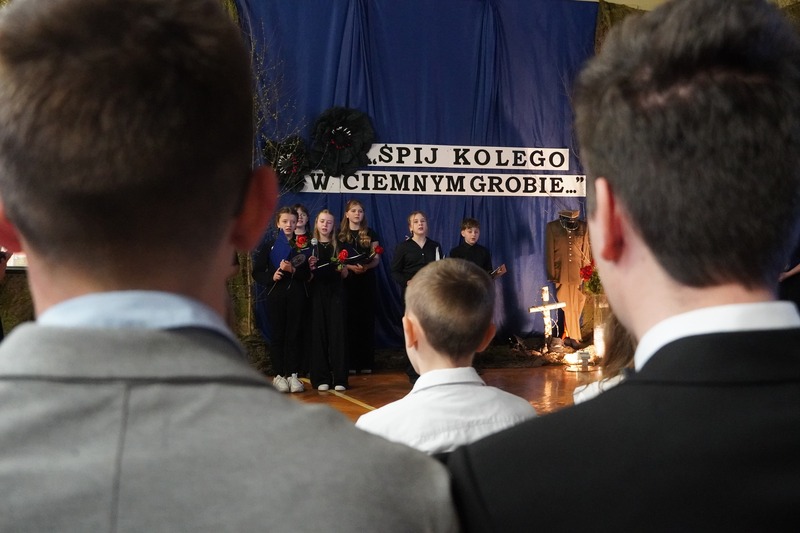 Uroczystość upamiętniająca Ofiary Zbrodni Katyńskiej w 85. rocznicę - Szybowice, 10 kwietnia 2025