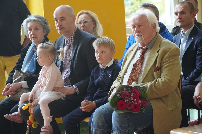 Odsłonięcie tablicy pamiątkowej poświęconej Państwu Jadwidze i Marcelemu Mydlik - Głuchołazy, 8 maja 2025