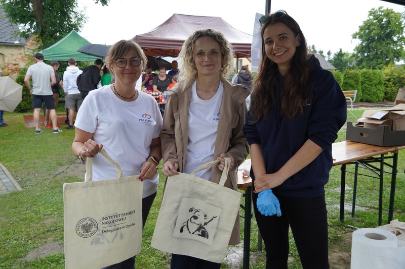 Warsztaty podczas pikniku rodzinnego w PSP im. Kornela Makuszyńskiego - Klisino, 7 czerwca 2025