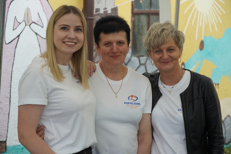 Warsztaty podczas pikniku rodzinnego w PSP im. Kornela Makuszyńskiego - Klisino, 7 czerwca 2025