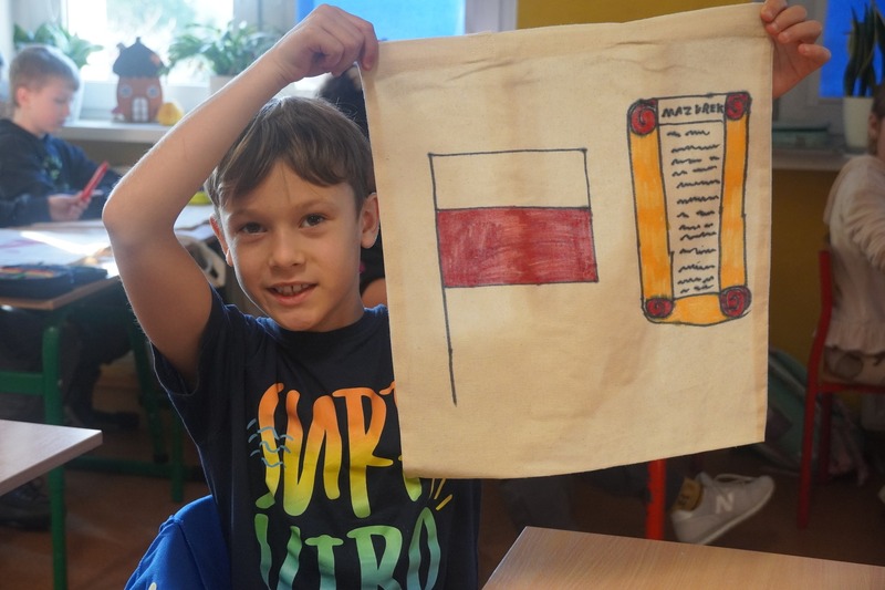 „Za co kochamy Polskę?” – warsztaty plastyczno-historyczne – Brzeg, 4 listopada 2025