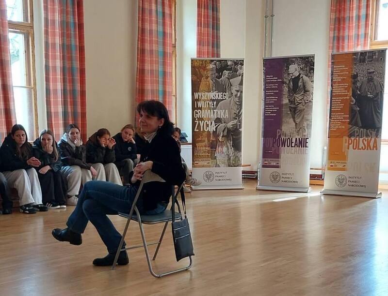 Wystawa IPN w Liceum Sióstr Niepokalanek w Wałbrzychu – Wałbrzych, 1 kwietnia 2026