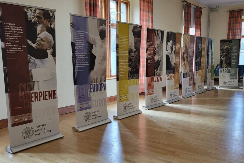 Wystawa IPN w Liceum Sióstr Niepokalanek w Wałbrzychu – Wałbrzych, 1 kwietnia 2026