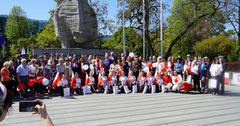 Dzień Flagi Rzeczypospolitej Polskiej oraz Dzień Polonii i Polaków za Granicą – 2 maja 2026