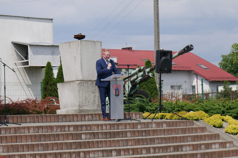 Wicewojewoda opolski Tomasz Witkowski.