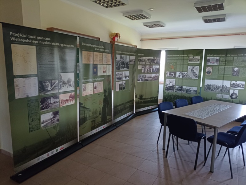 Wystawa IPN „Na Straży Granic” dotarła do Ożarowic i lotniska Katowice-Pyrzowice – Ożarowice, 27 kwietnia 2024